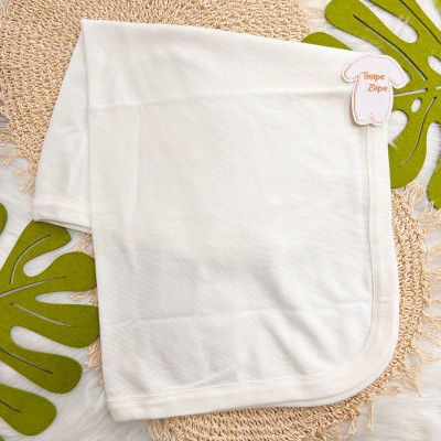 Saída de Maternidade Tricotil (Tricot 100% Algodão) - Off White com Tulipas Vermelhas